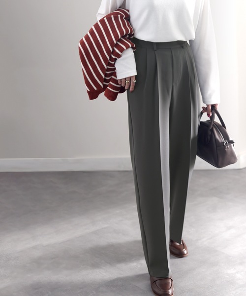 classicalelf(クラシカルエルフ)の「瞬時に美脚。ハイウエストダブルタックフレアセンタープレスパンツ(スラックス・レディース・チャコールグレー/ブラック/ホワイト系その他/ブラウン系その他/ブルー・SMALL/MEDIUM/LARGE/X-LARGE)」の6枚目の写真