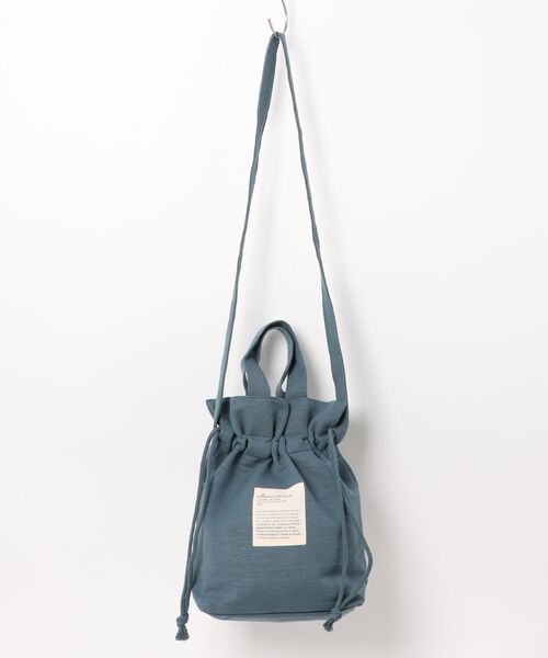 and it_（アンドイット）の「２way巾着バッグ（ショルダーバッグ・レディース・カーキ/ブルー/マスタード/バイオレット/グレイッシュベージュ/チャコール/ライラック/ペールイエロー/ライトグリーン/レッド系その他/グレー/ネイビー/オレンジ/ベージュ系その他/グリーン/ブラック系その他/レモンイエロー/ブルーパープル/ミント/グリーン系その他/ピンク系その他/ブルー系その他/ネイビー系/ライトイエロー/ブラック/ブルー系/グリーン系/オレンジ系/カーキ系/イエロー系/レッド系・FREE）」の18枚目の写真