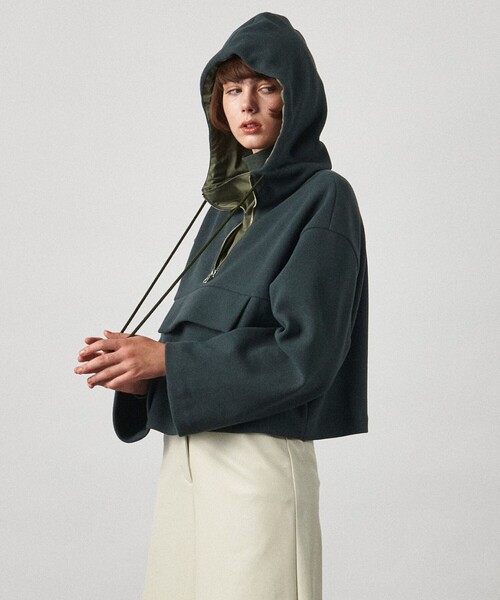 JOSEPH STUDIO（ジョゼフストゥディオ）の「フラッフィーテリー　フーディ（パーカー・レディース・アイボリー系/ダークグリーン系・2/4/6）」の2枚目の写真