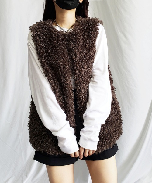 me+em select（ミームセレクト）の「※※【ポケット付】プードルファーベスト（ベスト・レディース・ブラック/ベージュ/ブラウン/アイボリー・FREE）」の11枚目の写真