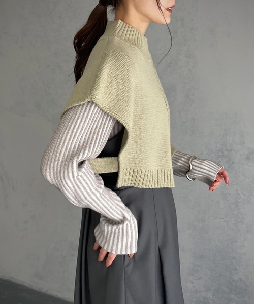 &g'aime(アンジェム)の「【&g’aime】ケープショート丈ニット(ニット/セーター・レディース・ライトグリーン/ブラック/グレイッシュベージュ・FREE)」の6枚目の写真