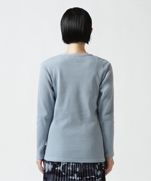 AVIREX（アヴィレックス）の「L/S MINI WAFFLW POCKET T-SHIRT/ ミニワッフルポケットTシャツ（Tシャツ/カットソー・レディース・その他/ホワイト系2/ブラック・S/M）」の7枚目の写真