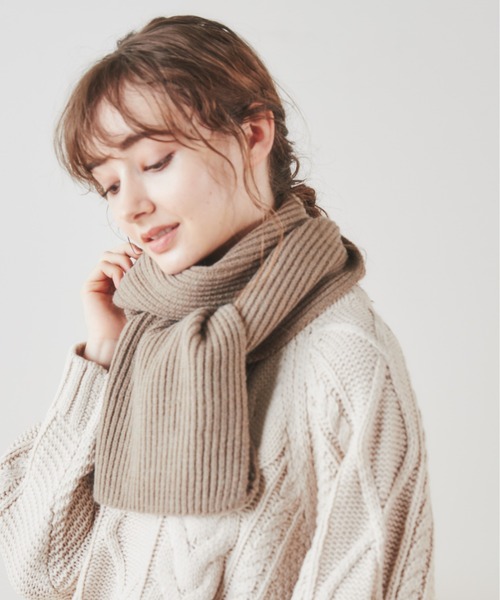 ANGIE（アンジー）の「リブニットマフラー（マフラー・レディース・ブラック/アイボリー/ライトベージュ/杢グレー/ダークベージュ/ブラウン/レッド/ブルー・FREE）」の22枚目の写真