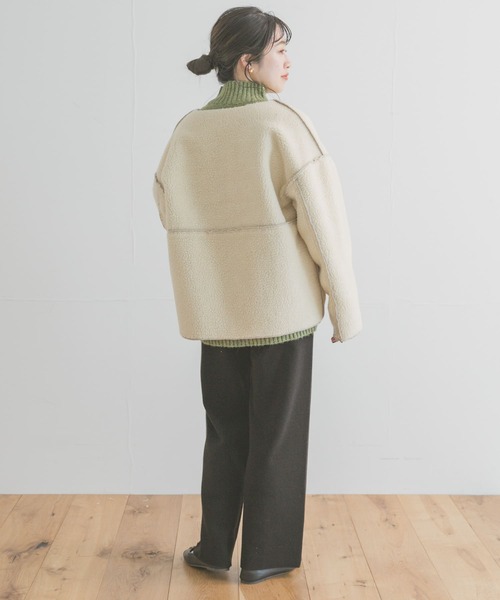 ITEMS URBANRESEARCH(アイテムズ アーバンリサーチ)の「ボアコーデュロイリバーシブルジャケット(ブルゾン・レディース・ネイビー/ベージュ/モカ・FREE)」の9枚目の写真