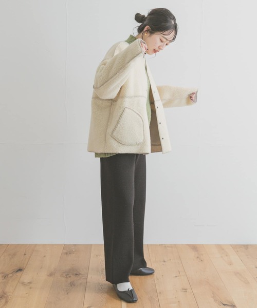 ITEMS URBANRESEARCH(アイテムズ アーバンリサーチ)の「ボアコーデュロイリバーシブルジャケット(ブルゾン・レディース・ネイビー/ベージュ/モカ・FREE)」の10枚目の写真