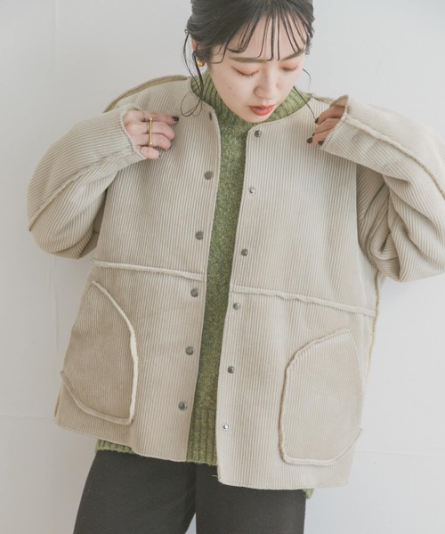 ITEMS URBANRESEARCH(アイテムズ アーバンリサーチ)の「ボアコーデュロイリバーシブルジャケット(ブルゾン・レディース・ネイビー/ベージュ/モカ・FREE)」の12枚目の写真