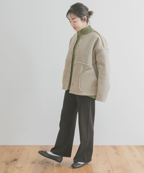 ITEMS URBANRESEARCH(アイテムズ アーバンリサーチ)の「ボアコーデュロイリバーシブルジャケット(ブルゾン・レディース・ネイビー/ベージュ/モカ・FREE)」の19枚目の写真