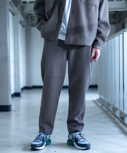 NYLAUS（ナイラス）の「フェイクウール ワイドテーパード シェフパンツ（その他パンツ・メンズ・ブラック/グレイッシュベージュ/グリーン/アイボリー・LL/L/M）」の4枚目の写真