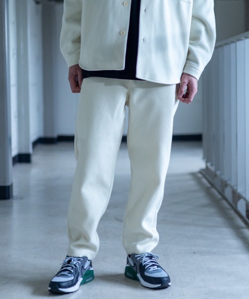 NYLAUS（ナイラス）の「フェイクウール ワイドテーパード シェフパンツ（その他パンツ・メンズ・ブラック/グレイッシュベージュ/グリーン/アイボリー・LL/L/M）」の2枚目の写真