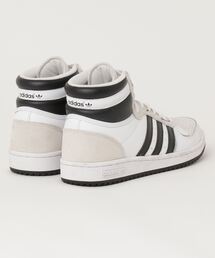 adidas（アディダス）の「ハイカットスニーカー（スニーカー