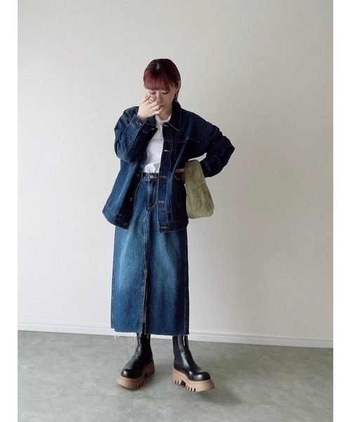 【マナ】　❣️美品　❣️大人気　カフネ　バッグタックデニムブルゾン　Gジャン Yucca（ユッカ）の「ビッグGジャン（MEKKE 低身長向け）（デニム