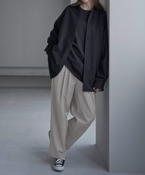 SERACE（セラス）の「【SERACE】Wide silhouette tapered pants / ワイドシルエットテーパードパンツ（スラックス・メンズ・ベージュ/ブラック・M/L）」の4枚目の写真