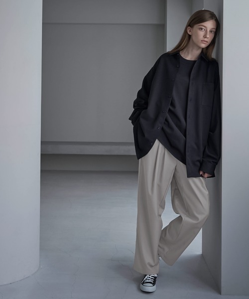 SERACE（セラス）の「【SERACE】Wide silhouette tapered pants / ワイドシルエットテーパードパンツ（スラックス・メンズ・ベージュ/ブラック・M/L）」の5枚目の写真