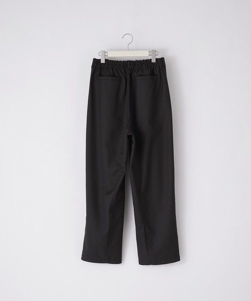 SERACE（セラス）の「【SERACE】Wide silhouette tapered pants / ワイドシルエットテーパードパンツ（スラックス・メンズ・ベージュ/ブラック・M/L）」の11枚目の写真