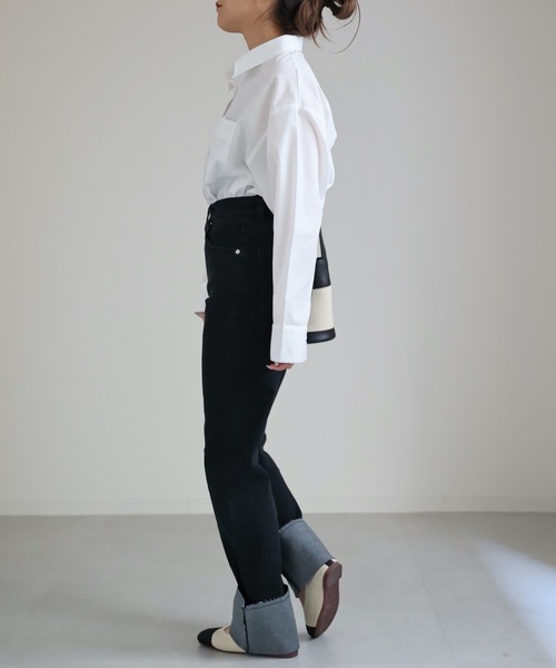 ap retro(アプレトロ)の「ストレッチロールアップデニムパンツ(デニムパンツ・レディース・ブラック/ワンウォッシュ・MEDIUM/LARGE)」の16枚目の写真