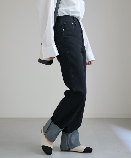 ap retro(アプレトロ)の「ストレッチロールアップデニムパンツ(デニムパンツ・レディース・ブラック/ワンウォッシュ・MEDIUM/LARGE)」の12枚目の写真