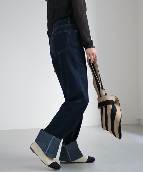 ap retro(アプレトロ)の「ストレッチロールアップデニムパンツ(デニムパンツ・レディース・ブラック/ワンウォッシュ・MEDIUM/LARGE)」の22枚目の写真