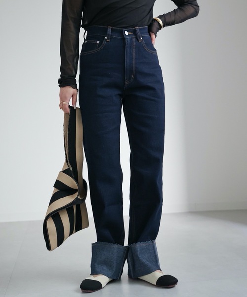 ap retro(アプレトロ)の「ストレッチロールアップデニムパンツ(デニムパンツ・レディース・ブラック/ワンウォッシュ・MEDIUM/LARGE)」の20枚目の写真