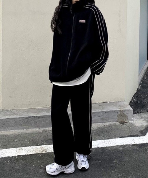 KOM（ドットコム）の「A'GEM/9 × .kom『.kom/ドットケーオーエム