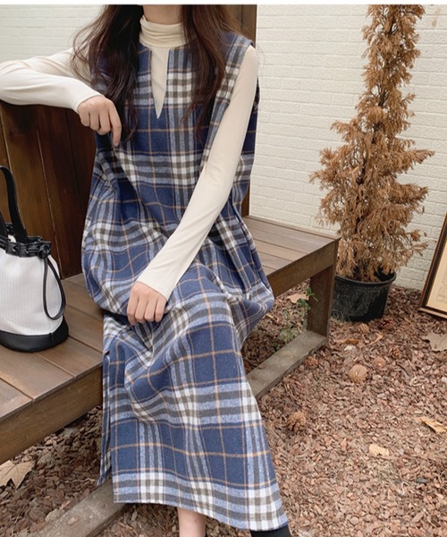 N.s(エヌドットエス)の「キーネックチェックワンピース(ワンピース・レディース・モカ/ブルー・M/L)」の18枚目の写真