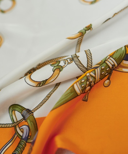 natural couture（ナチュラルクチュール）の「アクセ柄スカーフ（ストール/ショール・レディース・グリーン/オレンジ・FREE）」の18枚目の写真