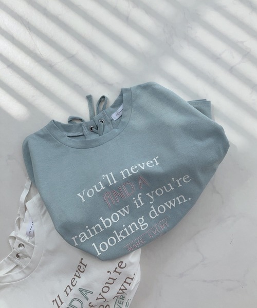 AS KNOW AS plus(アズノゥアズプラス)の「○後レースアップ ロゴ刺繍アソートTシャツ(Tシャツ/カットソー・レディース・ピンク/オフホワイト/サックスブルー/スミクロ/サックスブルー系/ホワイト系/グレー系1/サックスブルー系1/ピンク系1/ホワイト系1/ネイビー系2/ピンク系2/ホワイト系2/グレー系2・FREE)」の8枚目の写真