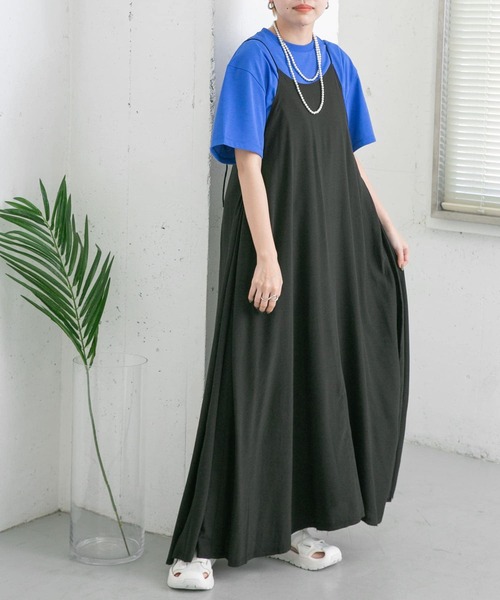 KBF（ケイビーエフ）の「サイドインタックキャミワンピース（ワンピース・レディース・ライトベージュ/キャメル/ブラック・ONE）」の9枚目の写真