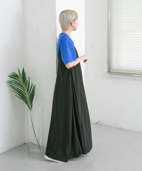 KBF（ケイビーエフ）の「サイドインタックキャミワンピース（ワンピース・レディース・ライトベージュ/キャメル/ブラック・ONE）」の17枚目の写真