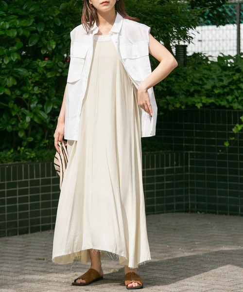 KBF（ケイビーエフ）の「サイドインタックキャミワンピース（ワンピース・レディース・ライトベージュ/キャメル/ブラック・ONE）」の20枚目の写真