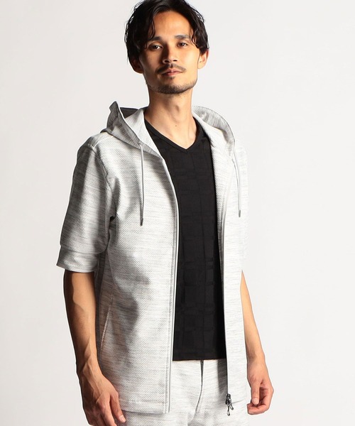 NICOLE CLUB FOR MEN（ニコルクラブフォーメン）の「ハニカムジャガードフードフルジップパーカ（パーカー・メンズ・ブラック×グレー/ブルー/ライトグレー/ブラック系・X-LARGE/MEDIUM/LARGE）」の4枚目の写真