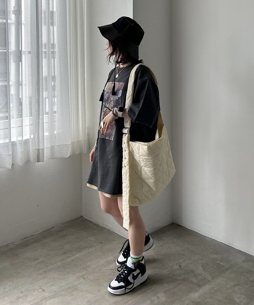 PAGEBOY（ページボーイ）の「ロゴシシュウフラワーミニウラケ（Tシャツ/カットソー・レディース・チャコールグレー/マスタード/オートミール/モカ・FREE）」の10枚目の写真