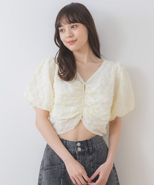 ems excite（エムズエキサイト）の「フロント釦パフ袖CT（Tシャツ/カットソー・レディース・ピンク/ナチュラル/オフホワイト・FREE）」の15枚目の写真