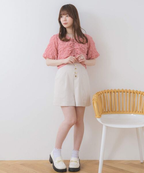 ems excite（エムズエキサイト）の「フロント釦パフ袖CT（Tシャツ/カットソー・レディース・ピンク/ナチュラル/オフホワイト・FREE）」の18枚目の写真