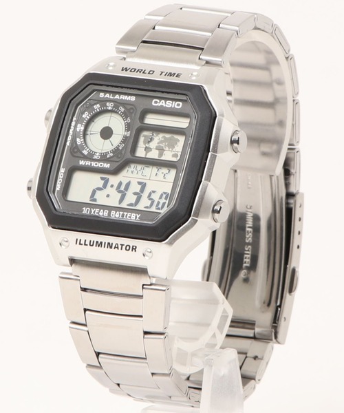 CASIO(カシオ)の「CASIO カシオ/ スタンダード デジタル ステンレスベルト 10気圧防水 腕時計 /// AEシリーズ(デジタル腕時計・メンズ・シルバー×ブラック・FREE)」の4枚目の写真