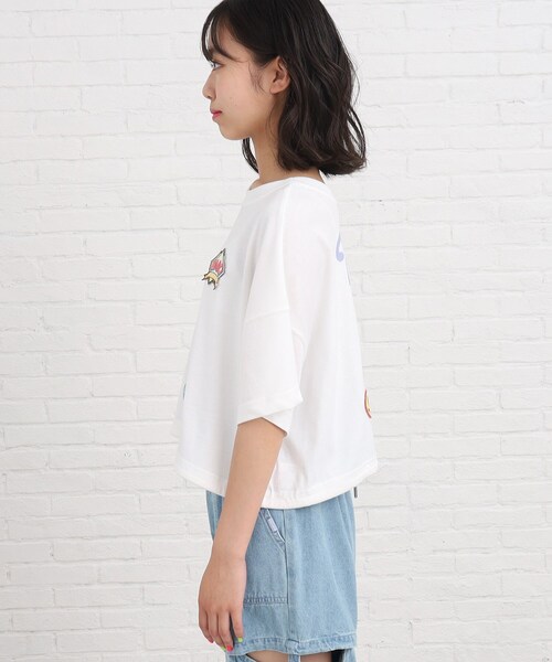 PINK-latte（ピンクラテ）の「◆【前後2WAY】裾ドロストワッペンTシャツ（Tシャツ/カットソー・キッズ・チャコールグレー/カーキ系/オフホワイト・14/15 /16）」の20枚目の写真