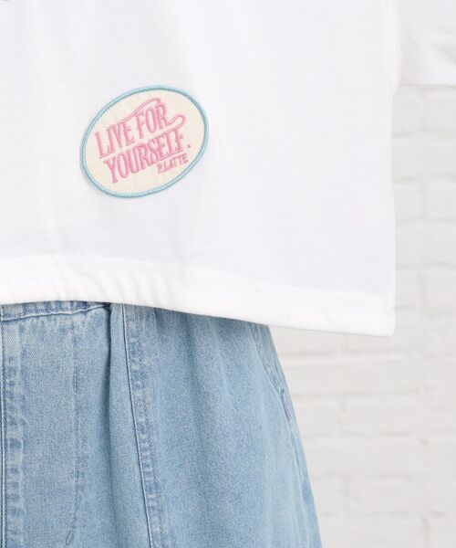 PINK-latte（ピンクラテ）の「◆【前後2WAY】裾ドロストワッペンTシャツ（Tシャツ/カットソー・キッズ・チャコールグレー/カーキ系/オフホワイト・14/15 /16）」の4枚目の写真