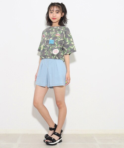 PINK-latte（ピンクラテ）の「◆【前後2WAY】裾ドロストワッペンTシャツ（Tシャツ/カットソー・キッズ・チャコールグレー/カーキ系/オフホワイト・14/15 /16）」の14枚目の写真