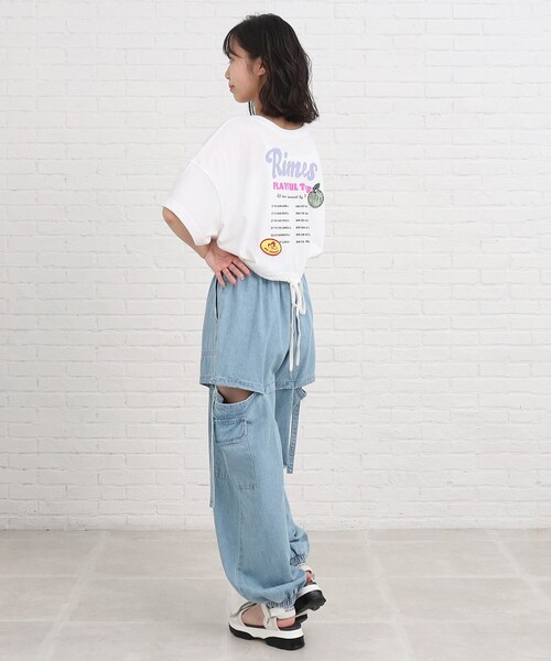 PINK-latte（ピンクラテ）の「◆【前後2WAY】裾ドロストワッペンTシャツ（Tシャツ/カットソー・キッズ・チャコールグレー/カーキ系/オフホワイト・14/15 /16）」の15枚目の写真