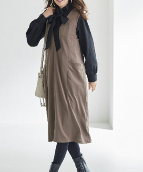 BELLUNA（ベルーナ）の「顔が華やぐギャザーリボンデザインブラウス（シャツ/ブラウス・レディース・ブラック/オフホワイト・X-LARGE/LARGE/MEDIUM）」の9枚目の写真