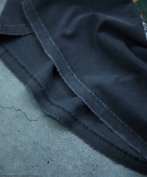 LIFE（ライフ）の「LIFE/ライフ 別注 Kurt Cobain コラボフォト コラージュ L/S Tシャツ/ロングスリーブ（Tシャツ/カットソー・メンズ・チャコールグレー/オフホワイト・MEDIUM/LARGE）」の4枚目の写真