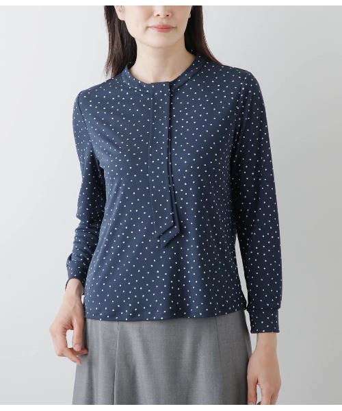 NEWYORKER(ニューヨーカー)の「強撚スムース スノードットプリント ボウタイプルオーバー(Tシャツ/カットソー・レディース・ネイビー/ブラウン・M/L)」の10枚目の写真