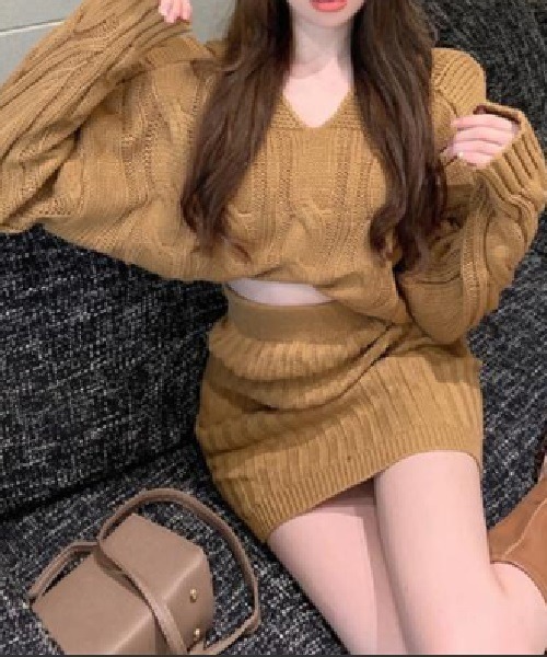 Ritomo De Ricco(リトモ・デ・リコ)の「ニットフーディ&ミニスカート セットアップ(ワンピース・レディース・ブラック/カーキ/グレー/ホワイト・FREE)」の15枚目の写真