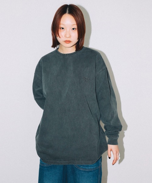BEAMS T(ビームスティー)の「ONEITA / Pigment Dye Long Sleeve T-shirt(Tシャツ/カットソー・メンズ・ネイビー/ブラック・L/M/S/XL)」の2枚目の写真