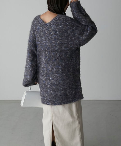 Anss.me(アンスミー)の「【Anss.me】ミックスフェザーVネックニットプルオーバー(ニット/セーター・レディース・モカ/スミクロ/グレイッシュベージュ・FREE)」の6枚目の写真