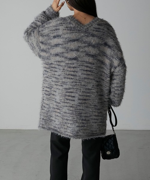Anss.me(アンスミー)の「【Anss.me】ミックスフェザーVネックニットプルオーバー(ニット/セーター・レディース・モカ/スミクロ/グレイッシュベージュ・FREE)」の14枚目の写真