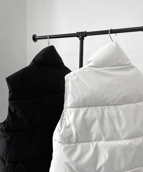 SEN TOKYO（セントーキョー）の「スタイリッシュでラフな美シルエット。スタンドカラー ボリュームエコダウンベスト（ダウンベスト・レディース・アイボリー/ブラック・L/M/S）」の15枚目の写真