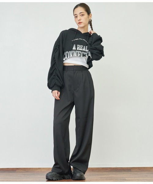 ANAP(アナップ)の「ユーズド風プリントクロップドフーディー(パーカー・レディース・モスグリーン/ブラック/ライトグレー・FREE)」の17枚目の写真