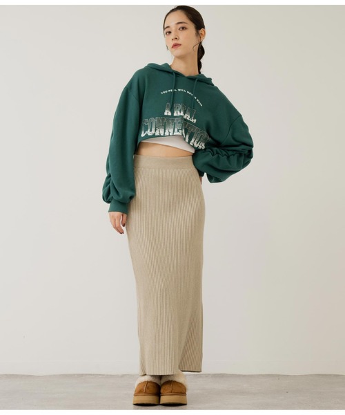 ANAP(アナップ)の「ユーズド風プリントクロップドフーディー(パーカー・レディース・モスグリーン/ブラック/ライトグレー・FREE)」の8枚目の写真