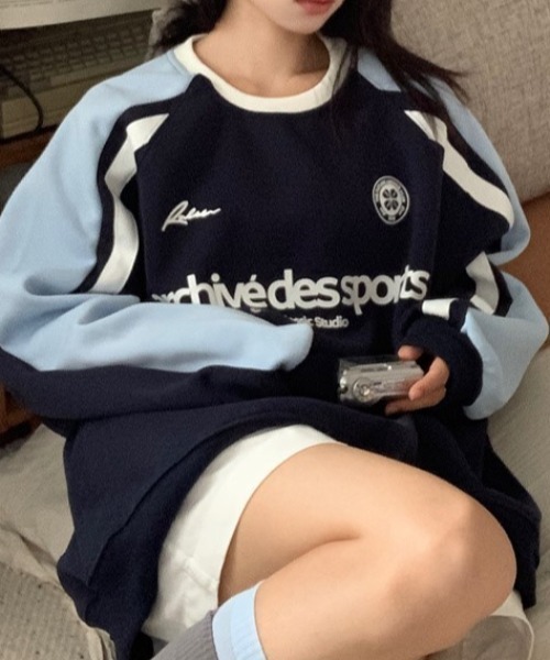 Vipoa（ヴィポア）の「SPORTYオーバーサイズ配色ラインスウェット（スウェット・レディース・ブルー/ピンク・FREE）」の15枚目の写真