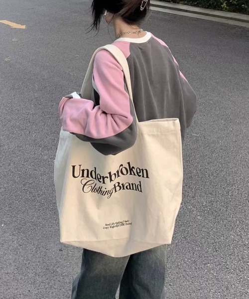 Vipoa（ヴィポア）の「SPORTYオーバーサイズ配色ラインスウェット（スウェット・レディース・ブルー/ピンク・FREE）」の22枚目の写真